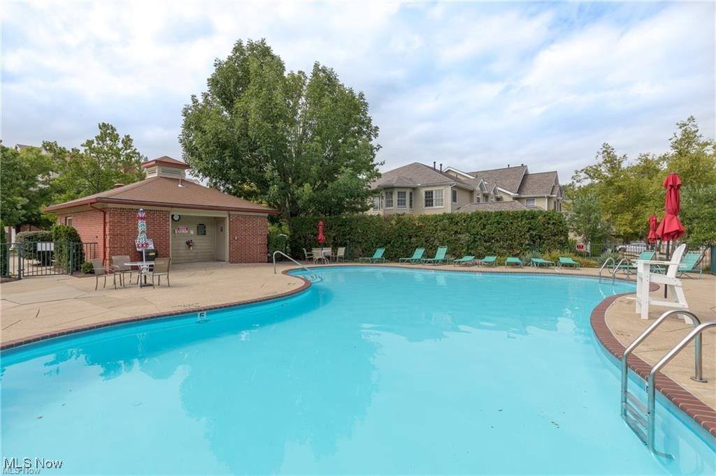 160 Fox Hollow Drive Mayfield Heights OH 44124