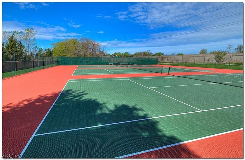 160 Fox Hollow Drive Mayfield Heights OH 44124