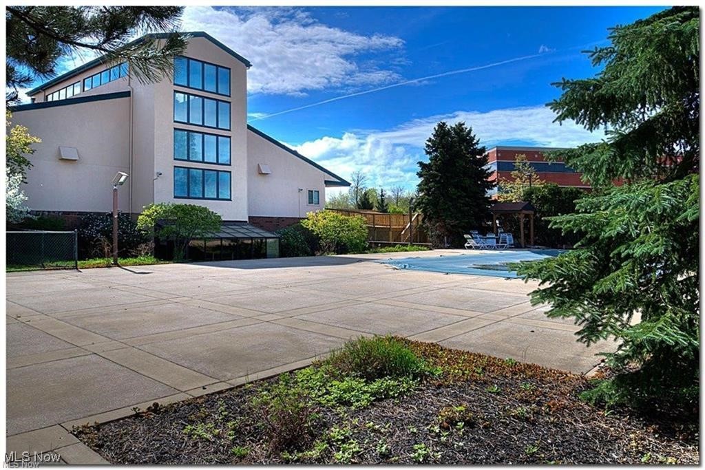 160 Fox Hollow Drive Mayfield Heights OH 44124