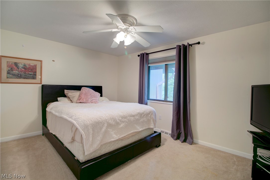 9420 Bassett Lane North Royalton OH 44133