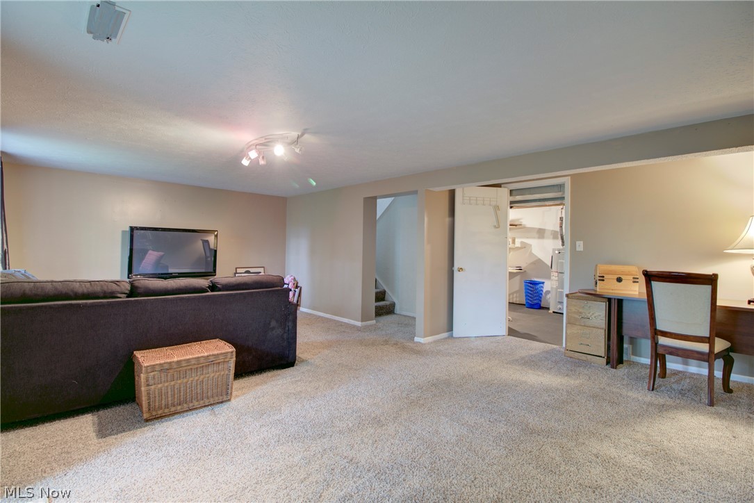 9420 Bassett Lane North Royalton OH 44133