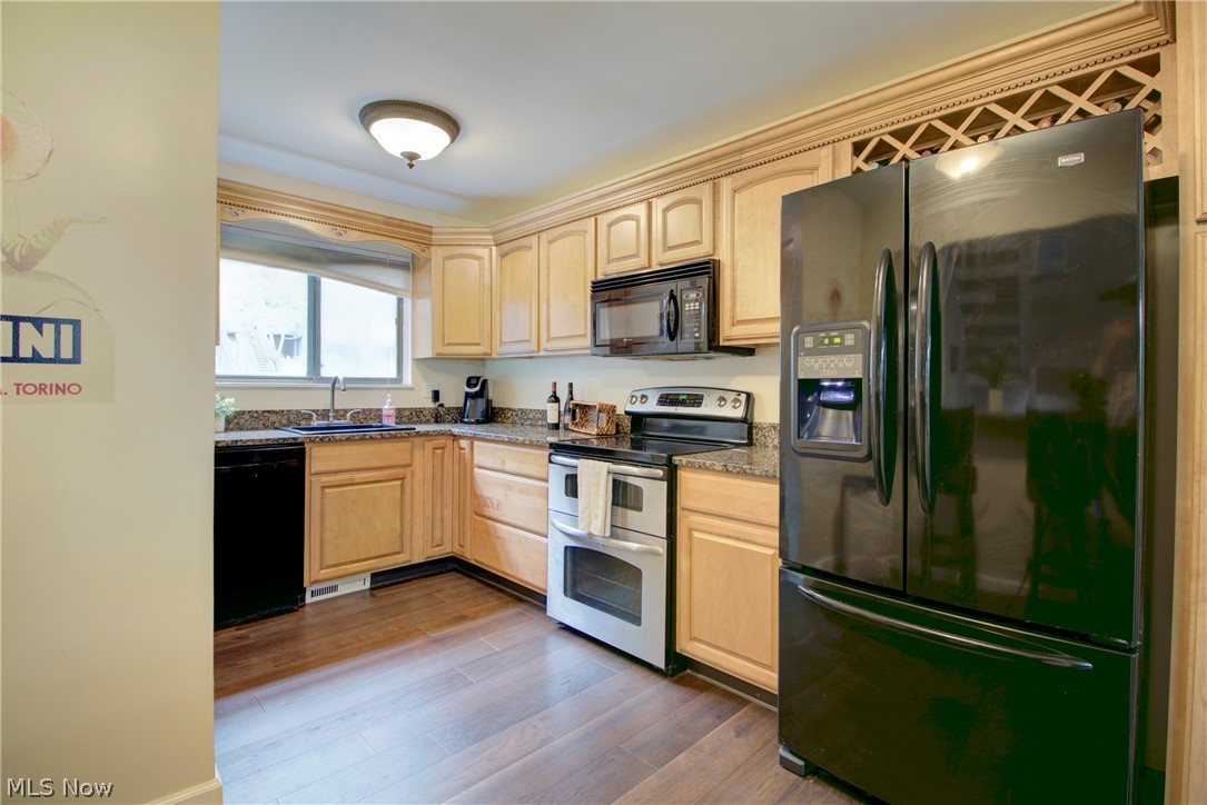 9420 Bassett Lane North Royalton OH 44133