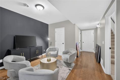 2 Grandview Drive Rocky River OH 44116