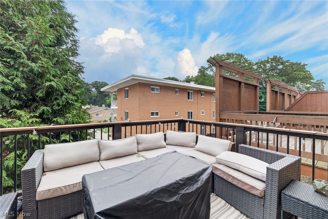2 Grandview Drive Rocky River OH 44116