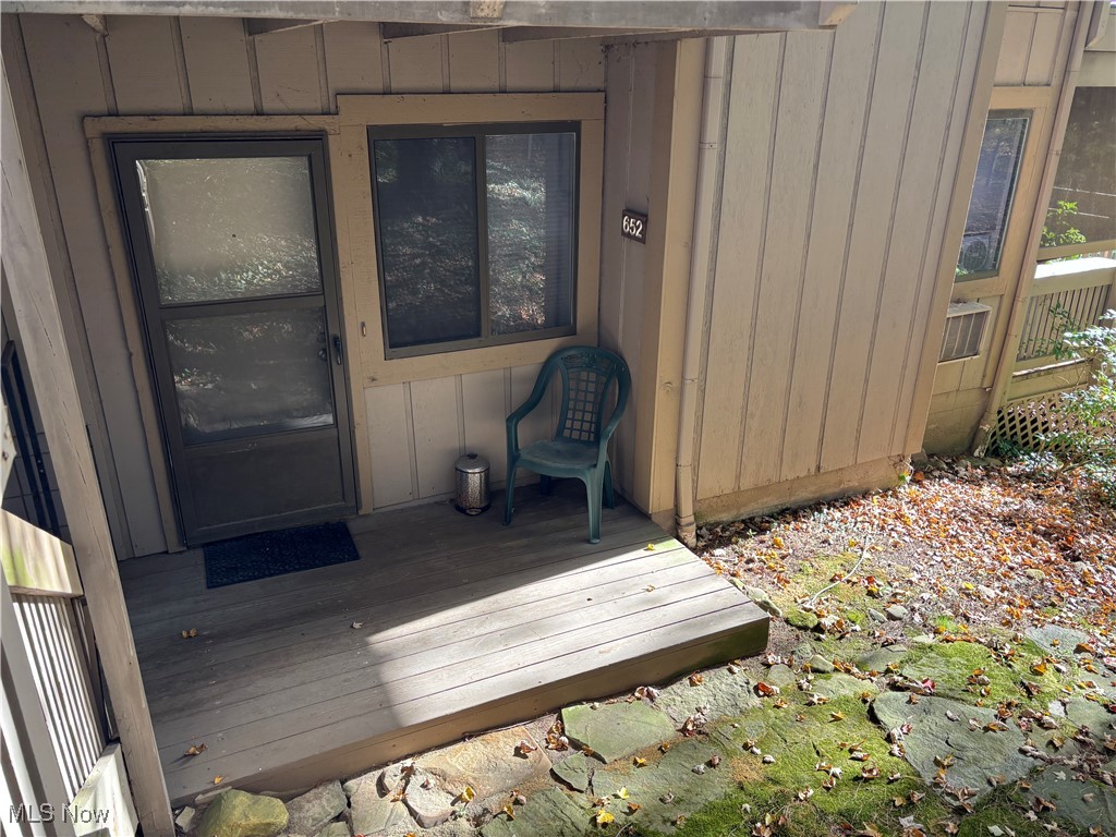 652 Meredith Lane Cuyahoga Falls OH 44223