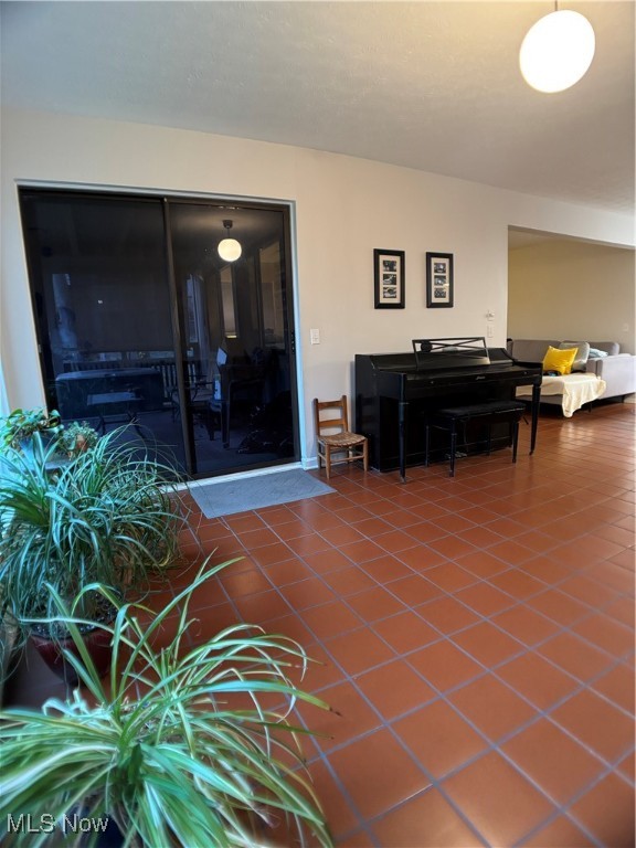 652 Meredith Lane Cuyahoga Falls OH 44223