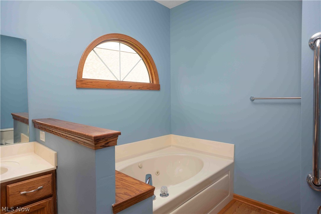 647 N Ridgecliff Street Tallmadge OH 44278