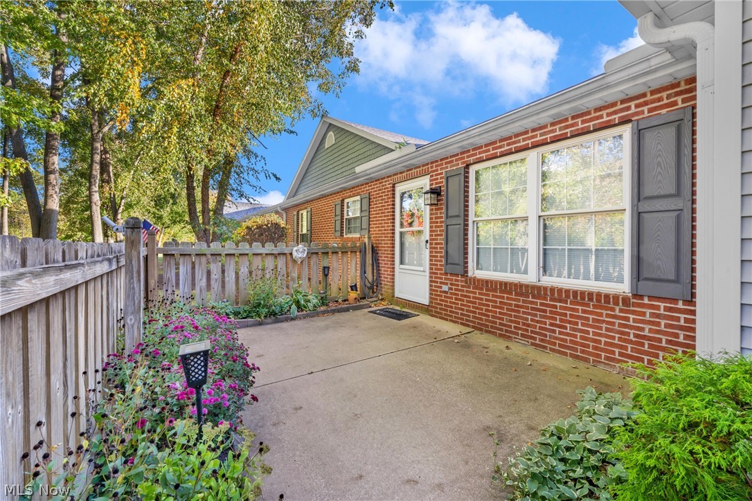 504 Heather Woods Drive Elyria OH 44035
