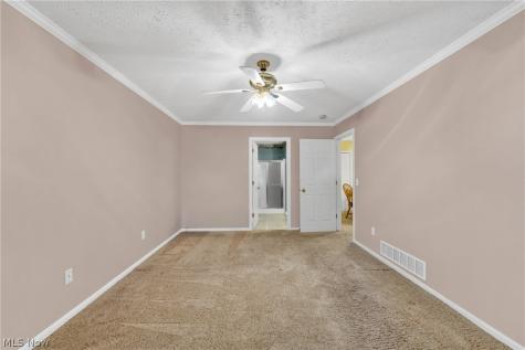 504 Heather Woods Drive Elyria OH 44035