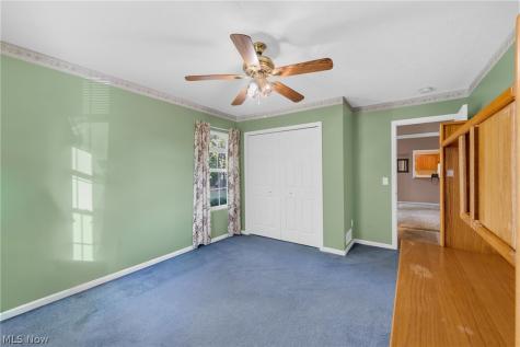 504 Heather Woods Drive Elyria OH 44035
