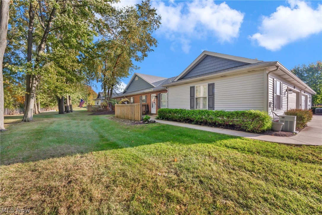 504 Heather Woods Drive Elyria OH 44035