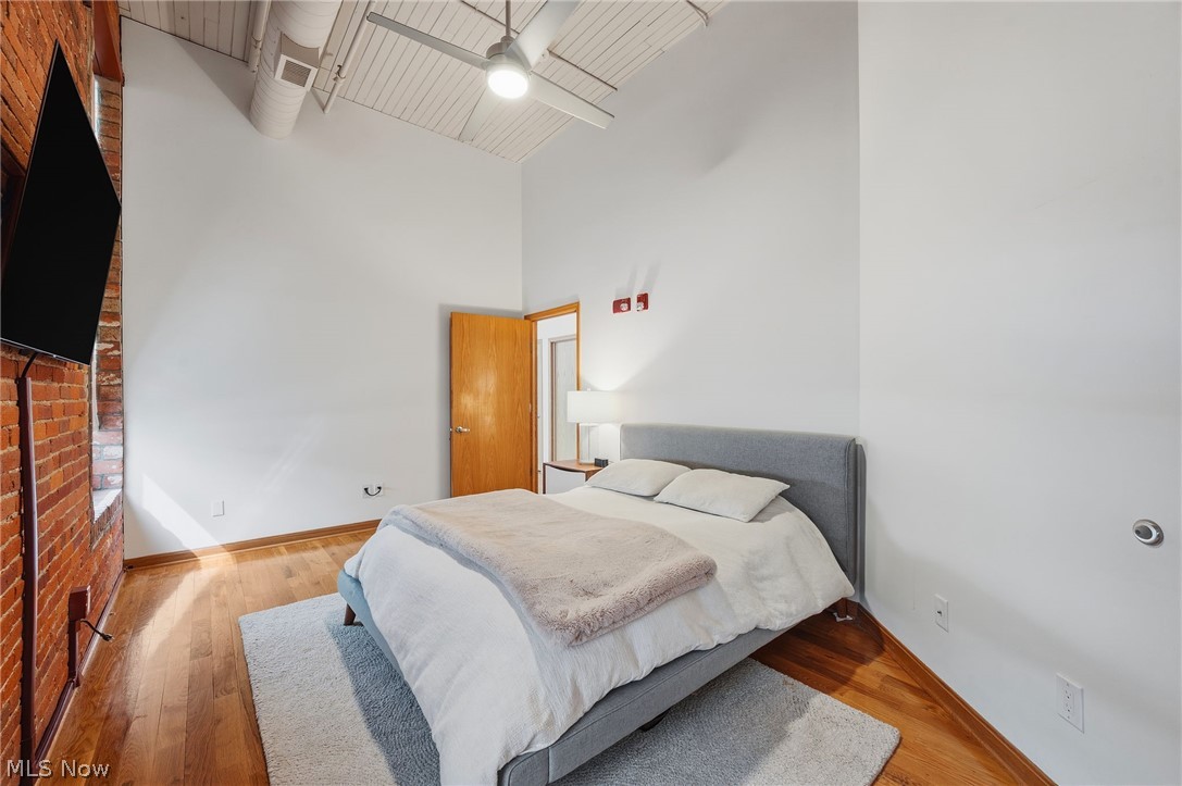635 W Lakeside Avenue Cleveland OH 44113