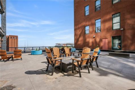 635 W Lakeside Avenue Cleveland OH 44113