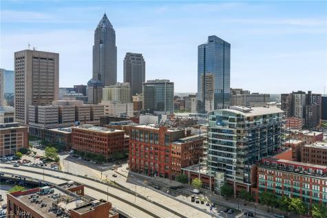 635 W Lakeside Avenue Cleveland OH 44113