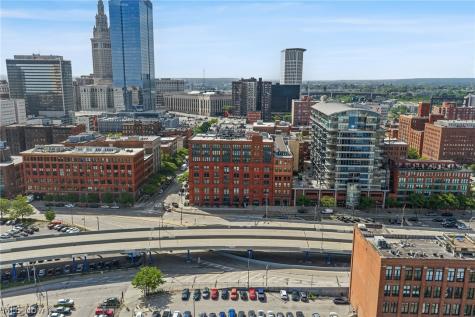 635 W Lakeside Avenue Cleveland OH 44113