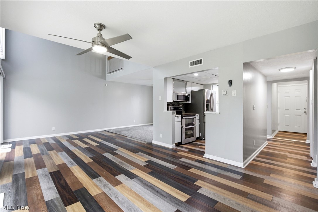 13 Sutton Place Shaker Heights OH 44120