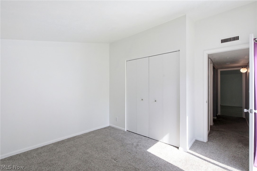 13 Sutton Place Shaker Heights OH 44120