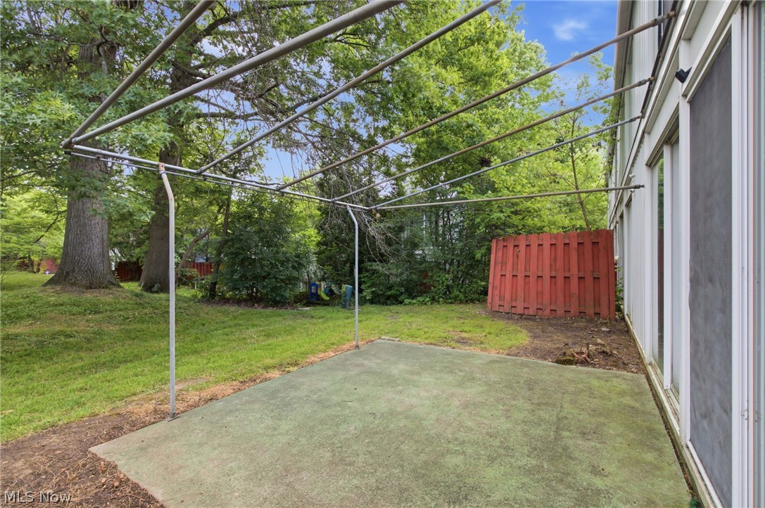 13 Sutton Place Shaker Heights OH 44120