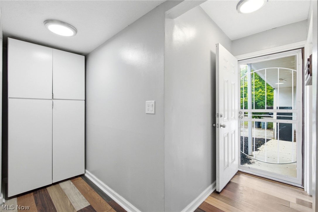 13 Sutton Place Shaker Heights OH 44120