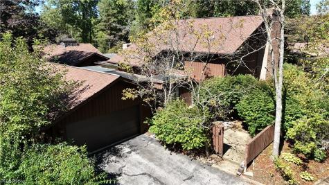 1939 Pine Drive Kent OH 44240