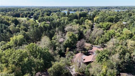 1939 Pine Drive Kent OH 44240