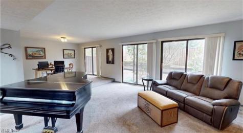 1939 Pine Drive Kent OH 44240
