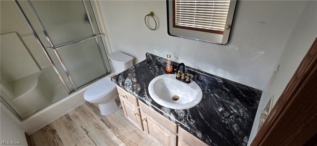 118 Gleneagle Drive Elyria OH 44035