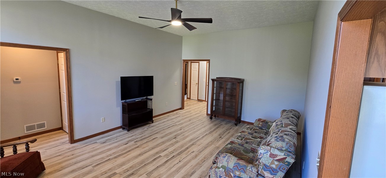 118 Gleneagle Drive Elyria OH 44035