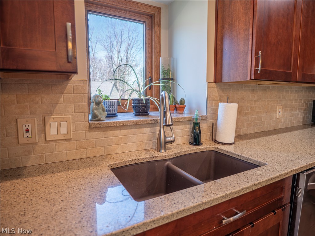 6878 W Fitzwater Road Brecksville OH 44141