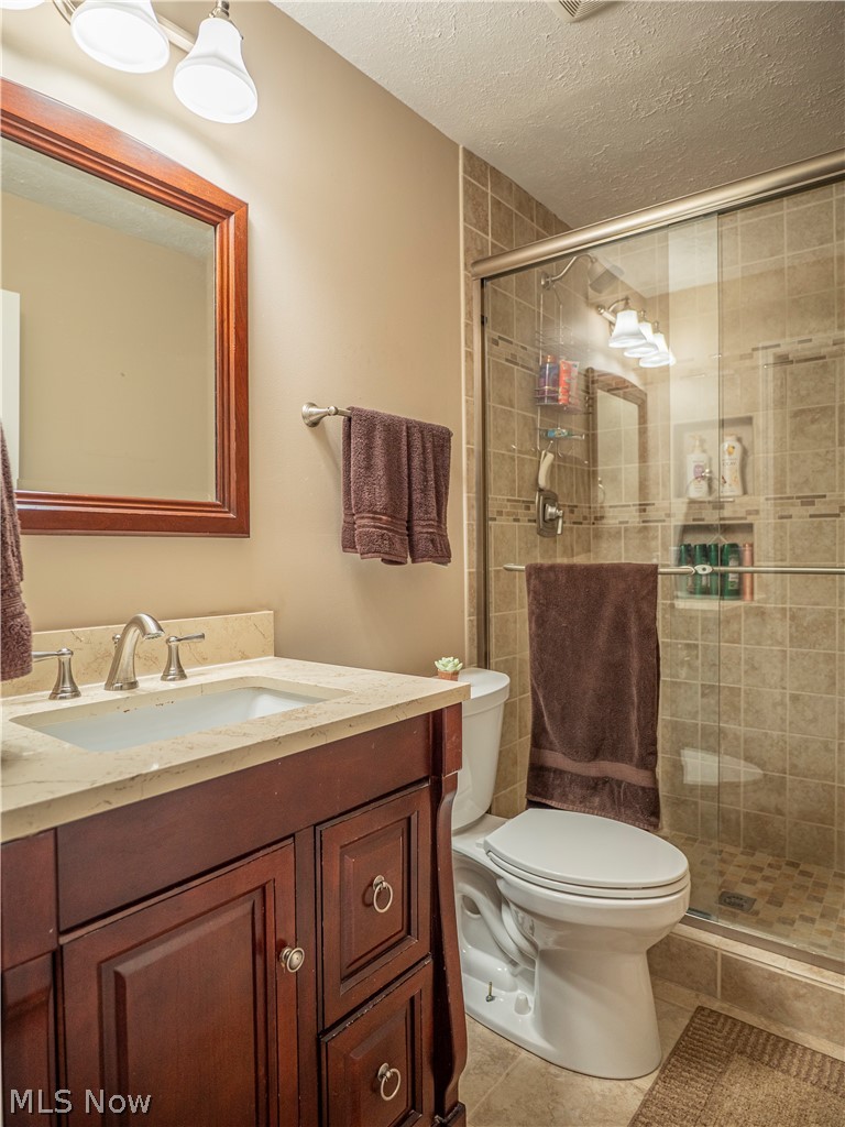 6878 W Fitzwater Road Brecksville OH 44141