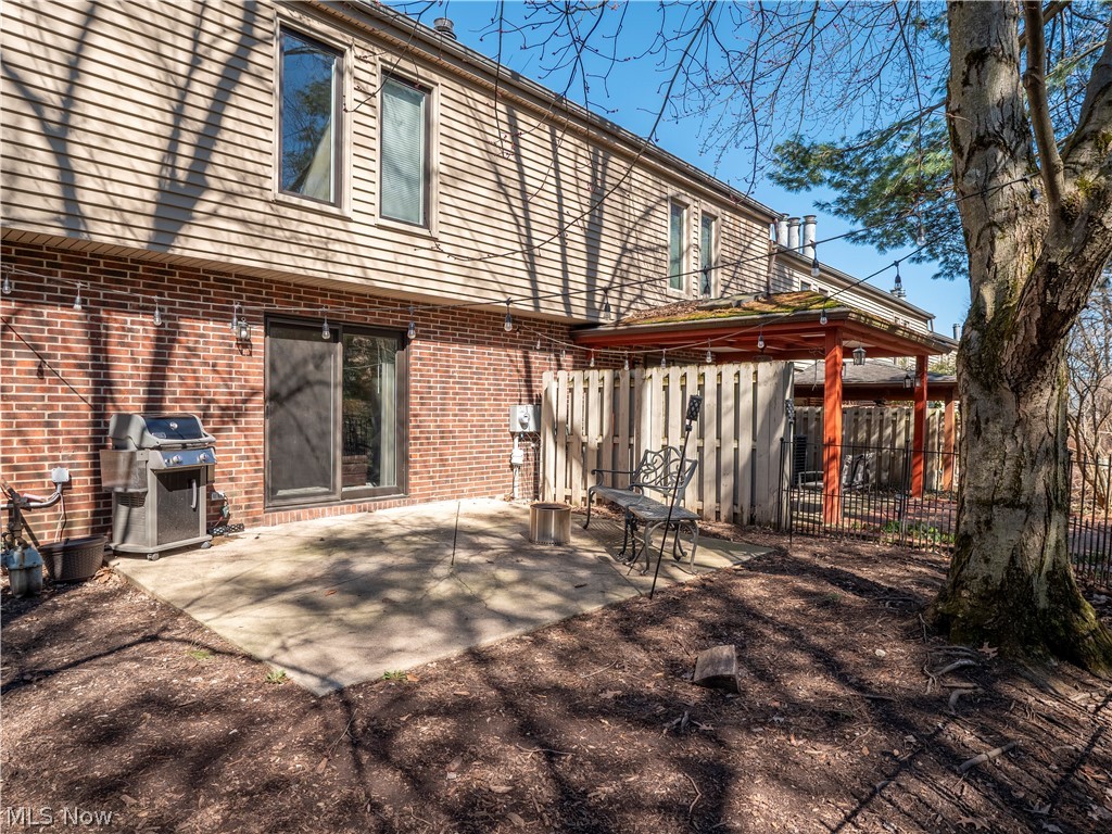 6878 W Fitzwater Road Brecksville OH 44141