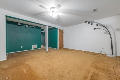 106 Maria Drive Bedford OH 44146
