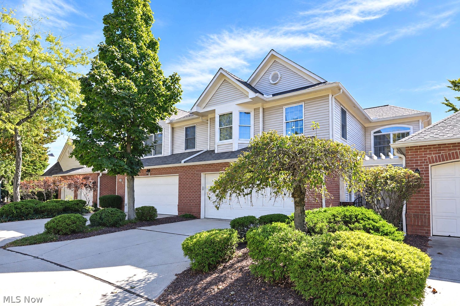 Avon Lake OH, 401 Bounty Way, Unit 220