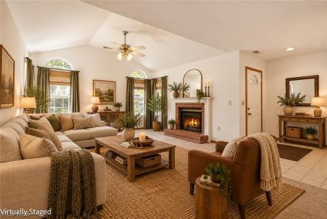 4286 Hunters Chase Lane Wooster OH 44691