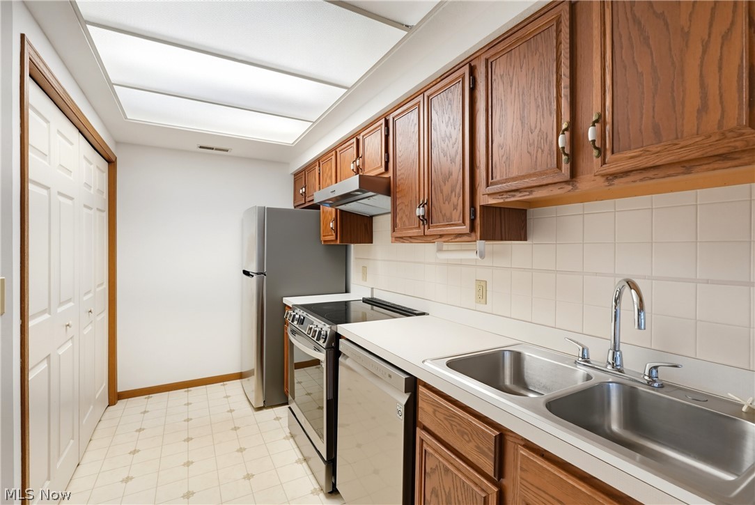 4286 Hunters Chase Lane Wooster OH 44691