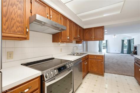 4286 Hunters Chase Lane Wooster OH 44691