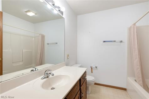 4286 Hunters Chase Lane Wooster OH 44691
