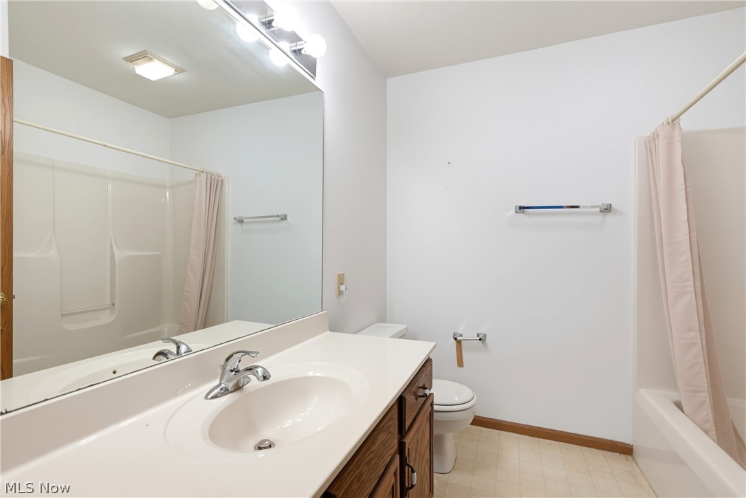 4286 Hunters Chase Lane Wooster OH 44691