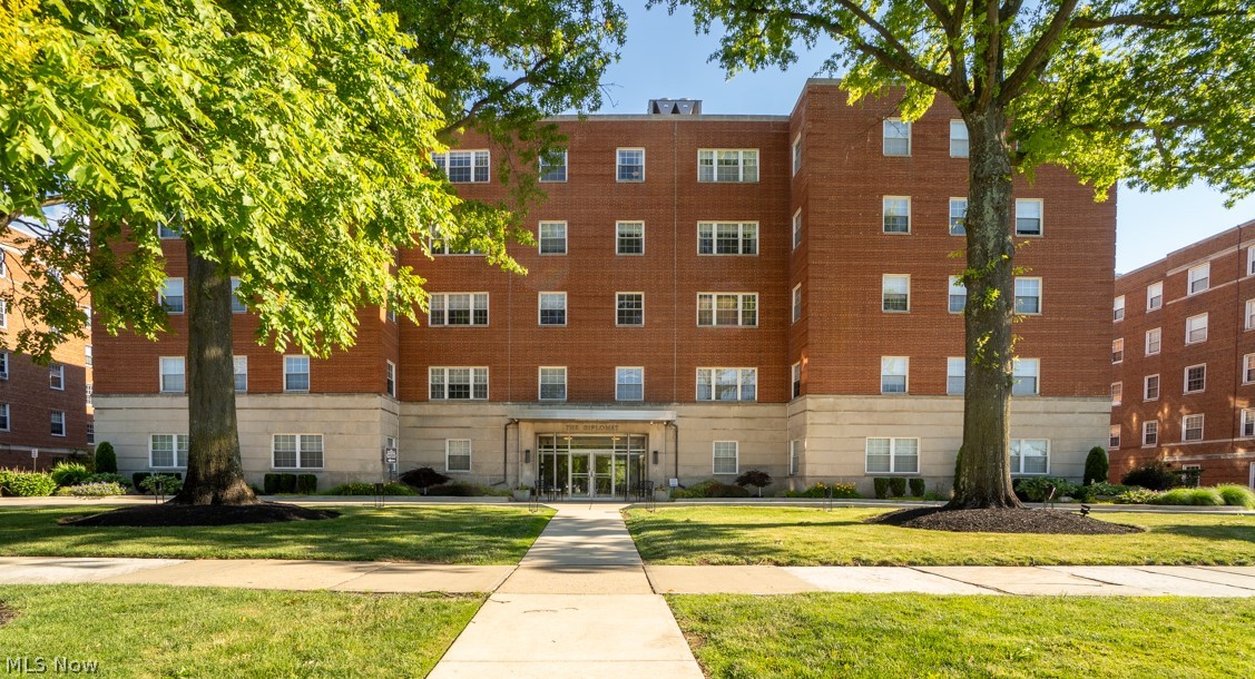 18975 Van Aken Boulevard Shaker Heights OH 44122