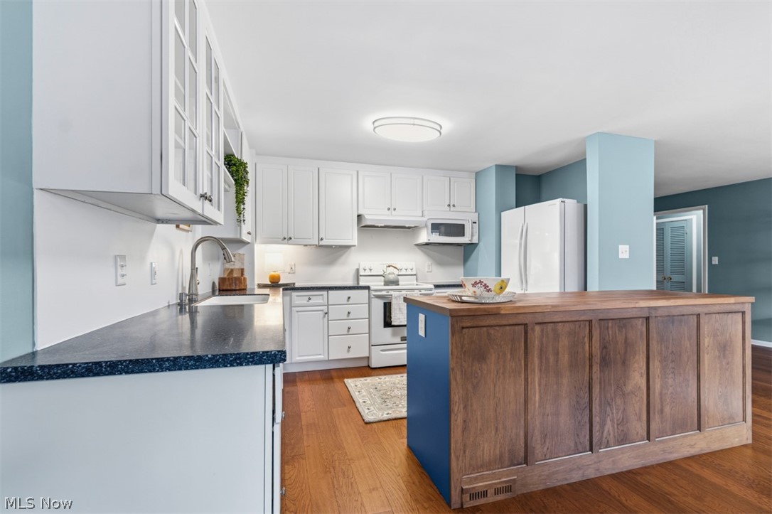 18975 Van Aken Boulevard Shaker Heights OH 44122