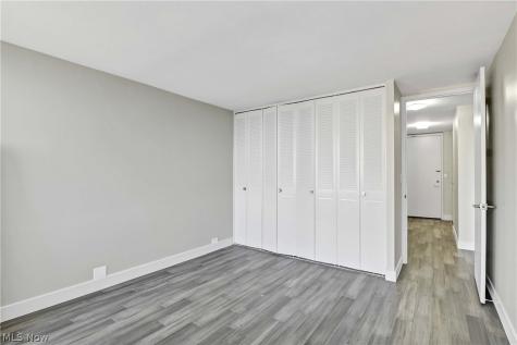12700 Lake Avenue Lakewood OH 44107