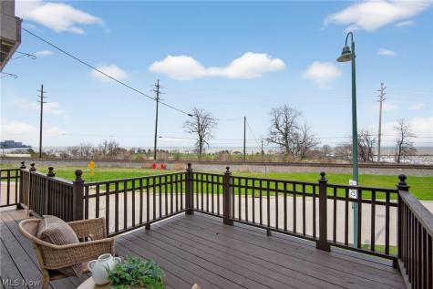 6943 Father Caruso Drive Cleveland OH 44102