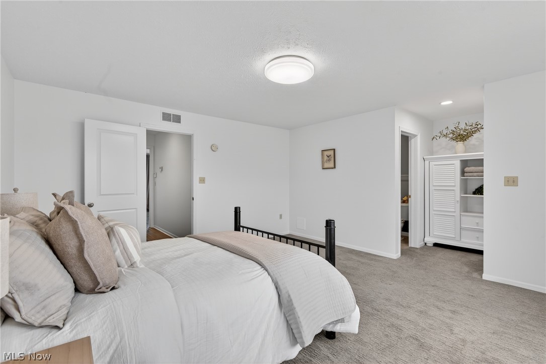 6943 Father Caruso Drive Cleveland OH 44102