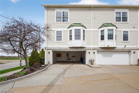 6943 Father Caruso Drive Cleveland OH 44102