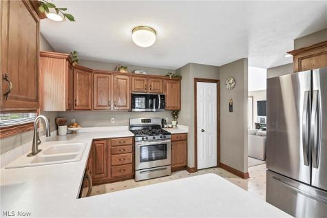 1820 Hampton Run Broadview Heights OH 44147