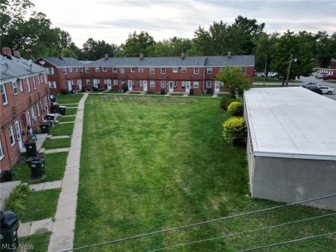 422 Clearview Drive Euclid OH 44123