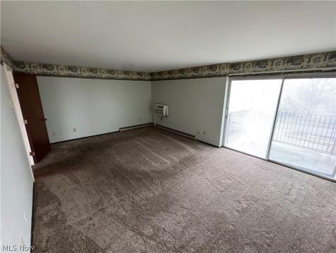 2331 E Market Street Akron OH 44312