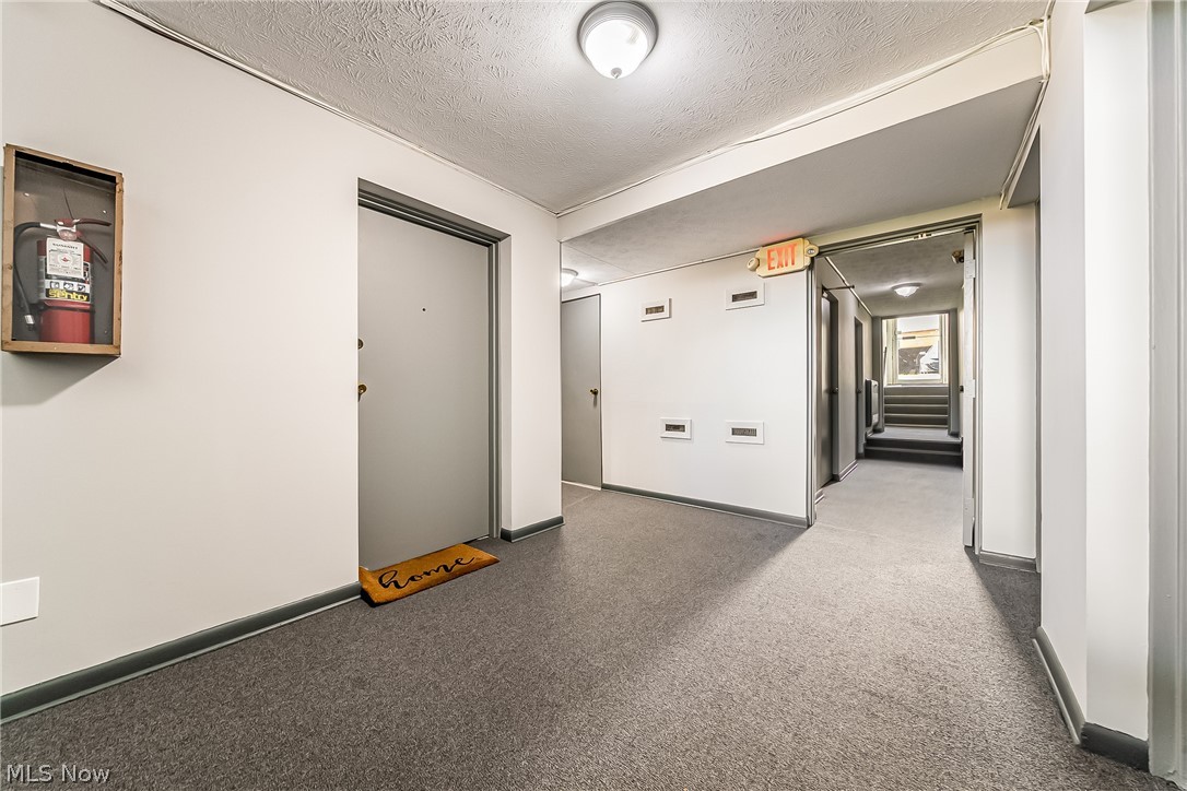 22011 River Oaks Drive Rocky River OH 44116