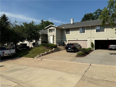 7209 S Churchill Place Painesville OH 44077