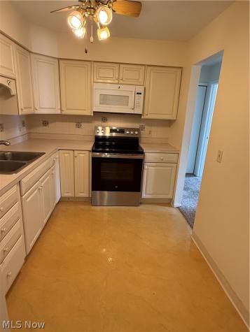 7209 S Churchill Place Painesville OH 44077